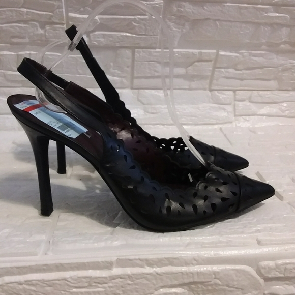 BCBGENERATION - Picture 2 of 3